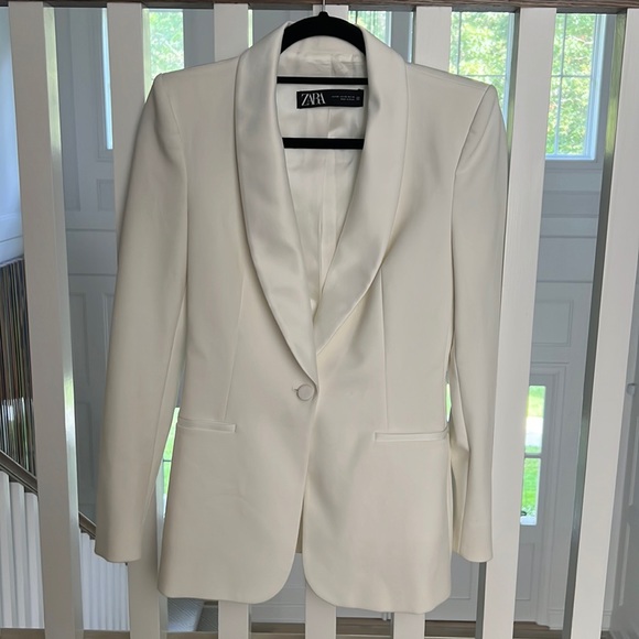 Zara white tuxedo blazer in like new condition - Picture 3 of 14